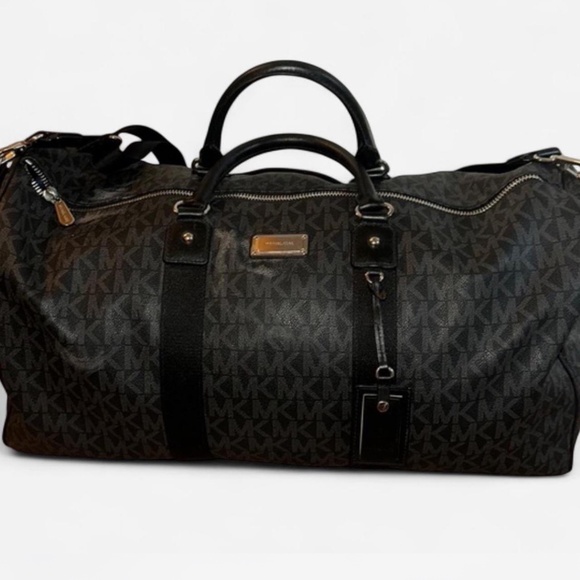 Micheal Kors Duffel bag - Picture 2 of 5